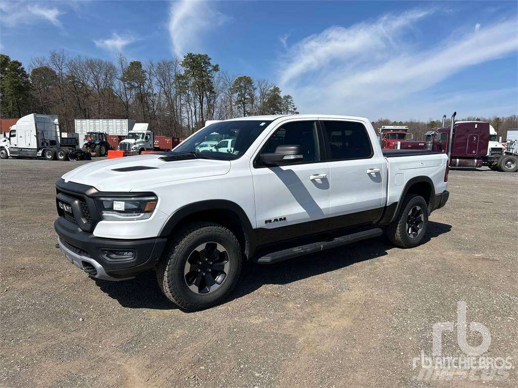 RAM 1500 Pick up/Dropside