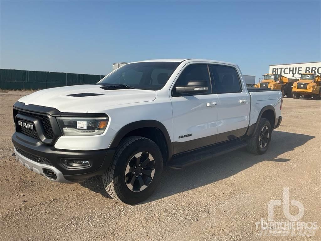 RAM 1500 Pick up/Dropside