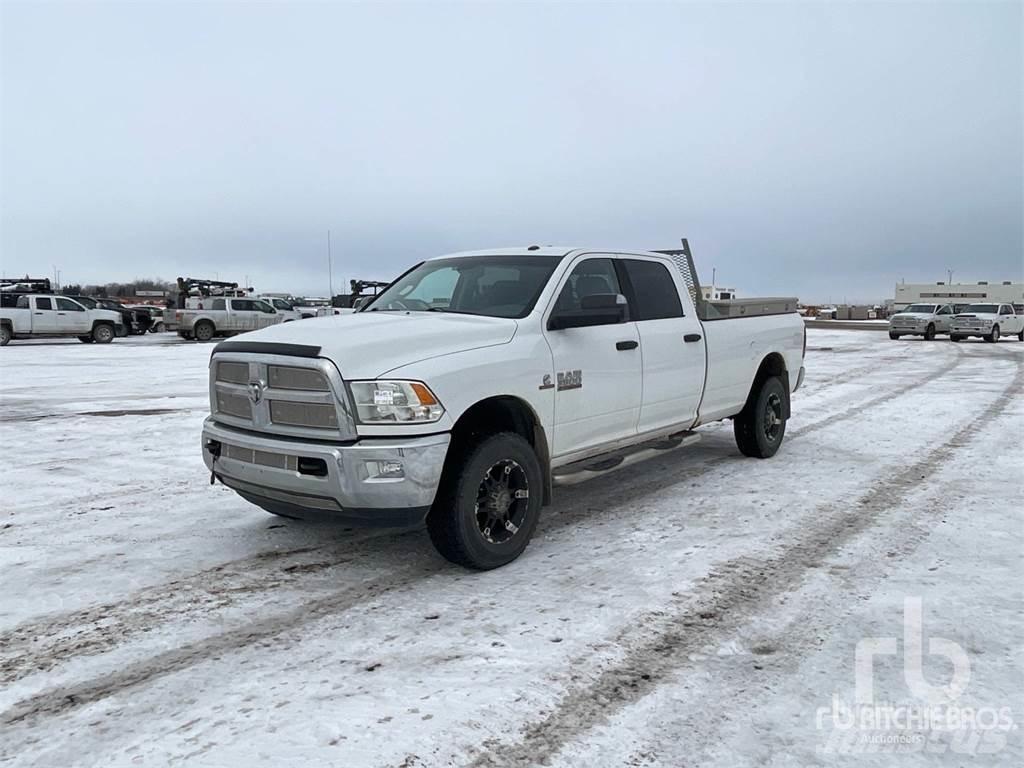 RAM 3500 Pick up/Dropside