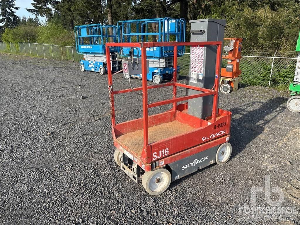 SkyJack SJ16 Articulated boom lifts