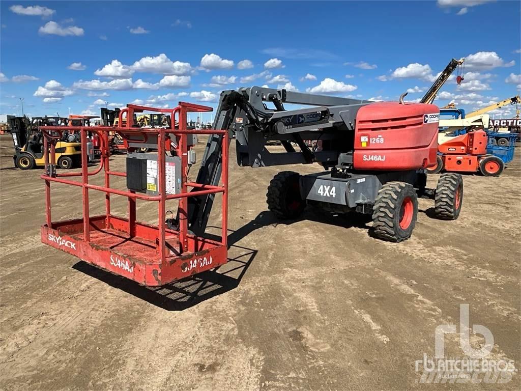 SkyJack SJ46AJ Articulated boom lifts