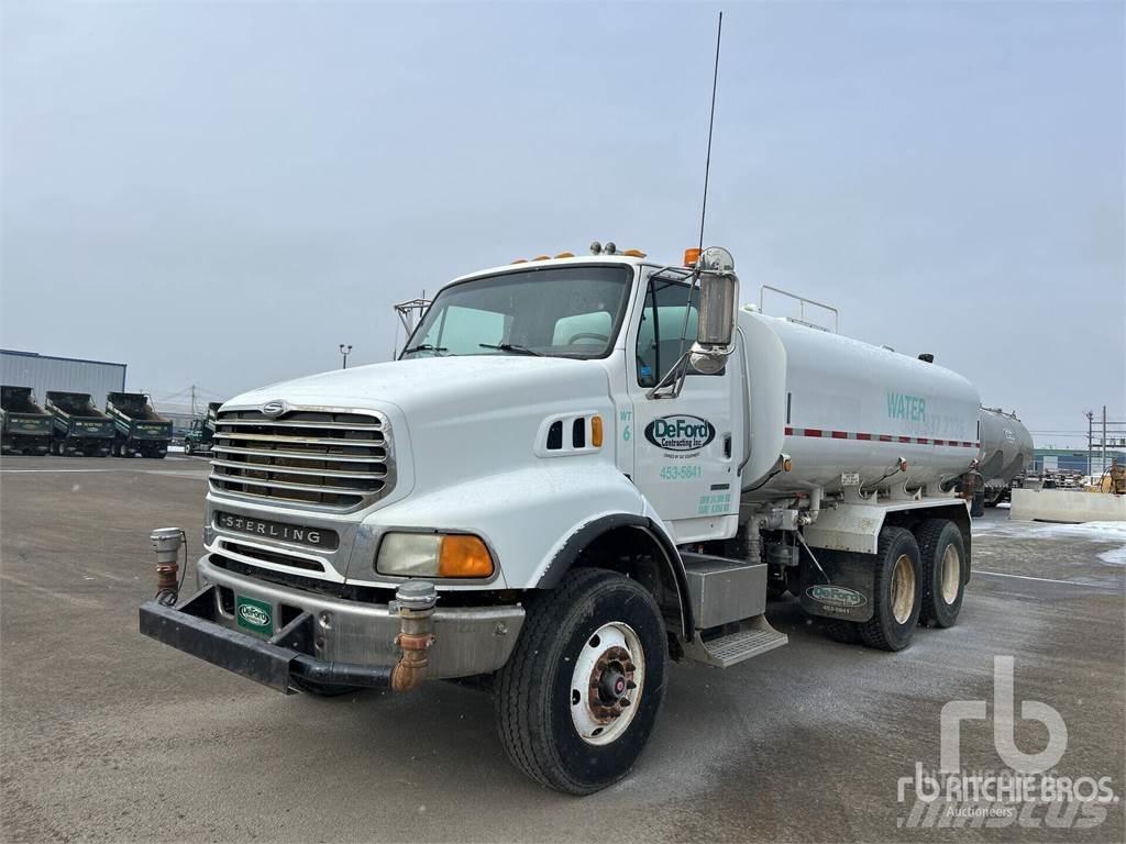 Sterling L8500 Water bowser