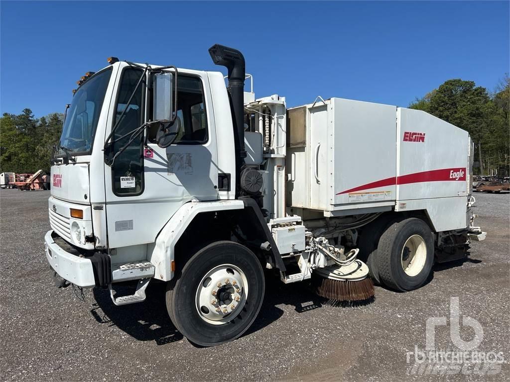 Sterling SC8000 Sweeper trucks
