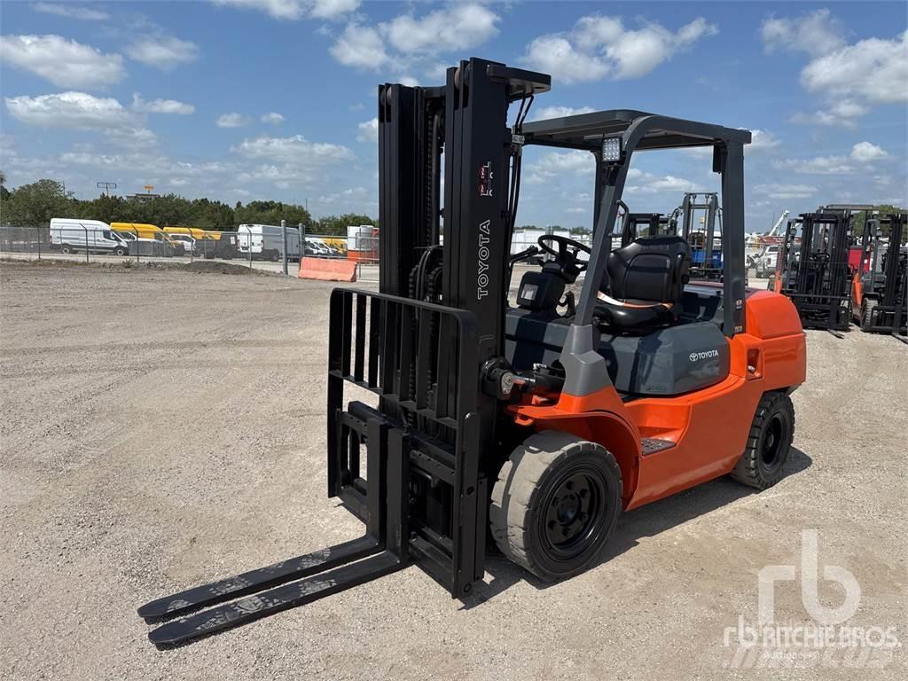 Toyota 7FDU35 Diesel trucks