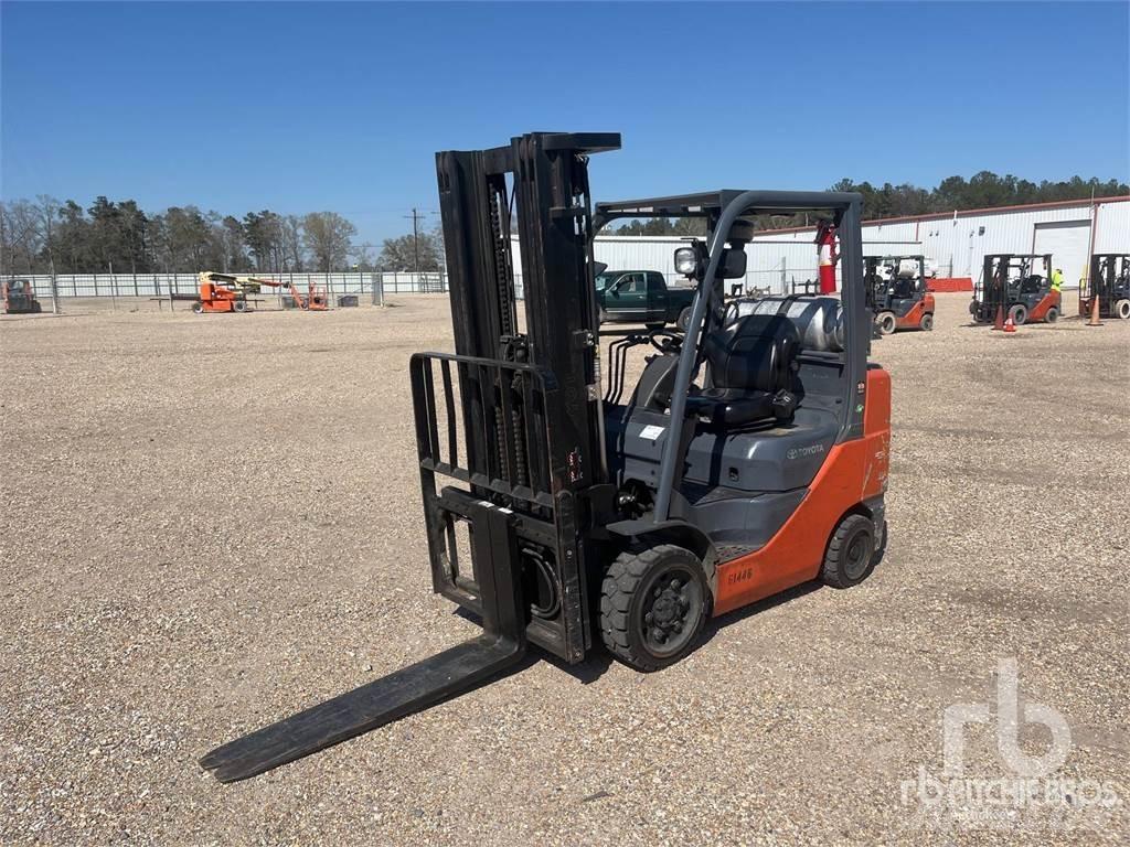 Toyota 8FGC30 Diesel trucks