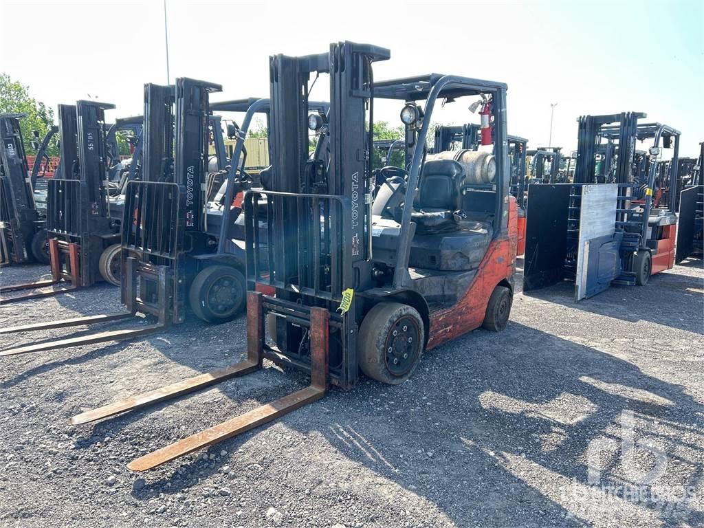 Toyota 8FGCU25 Diesel trucks