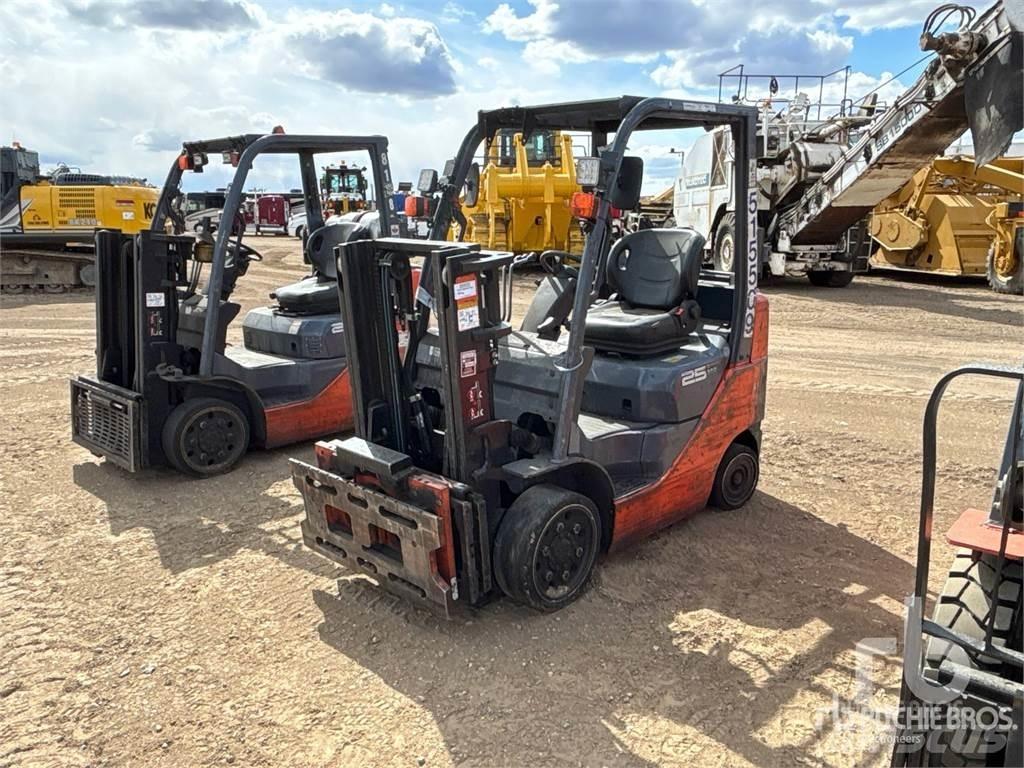 Toyota 8FGCU25 Diesel trucks