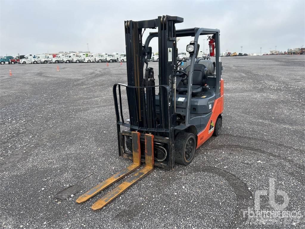 Toyota 8FGCU25 Diesel trucks