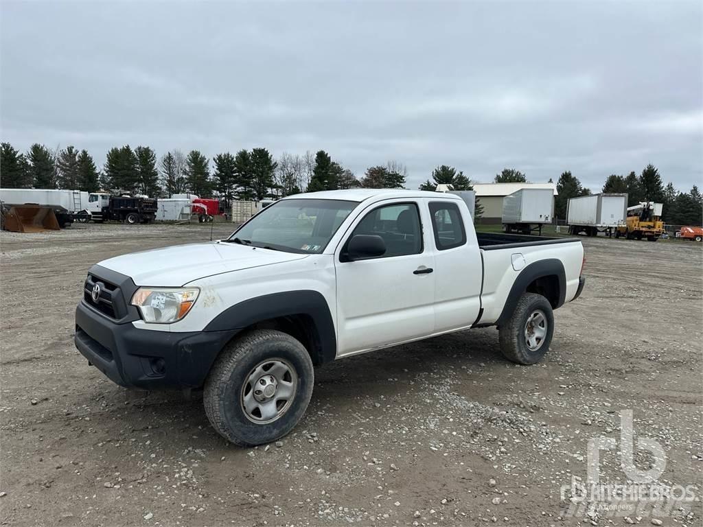 Toyota TACOMA Pick up/Dropside