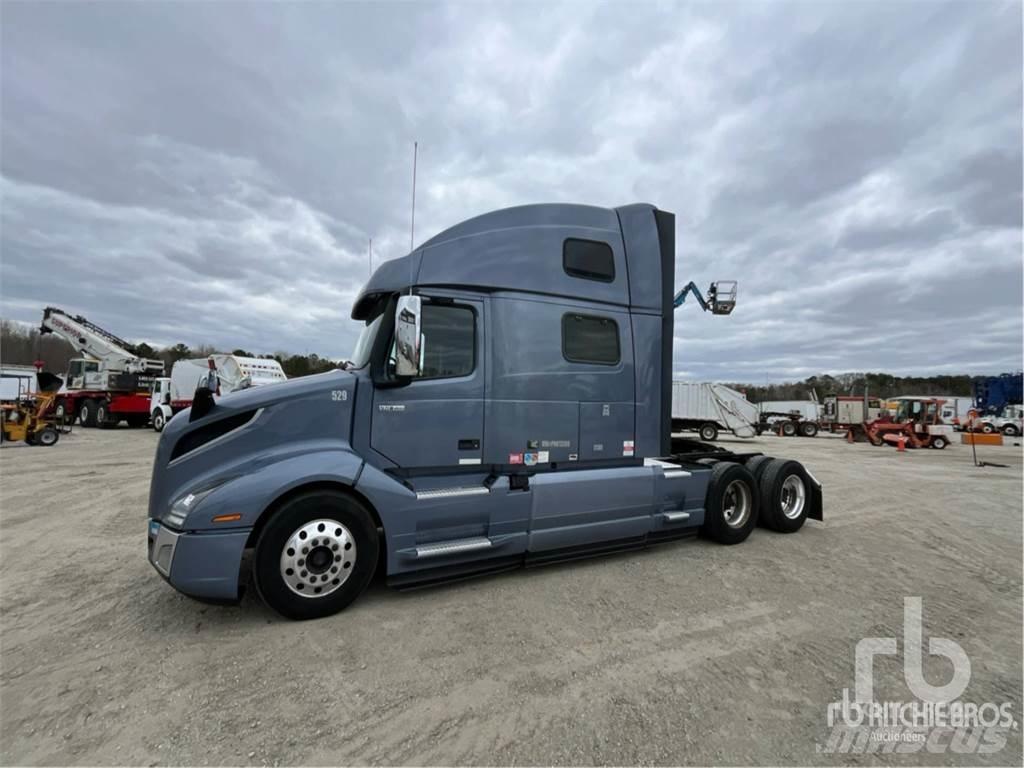 Volvo VNL Prime Movers