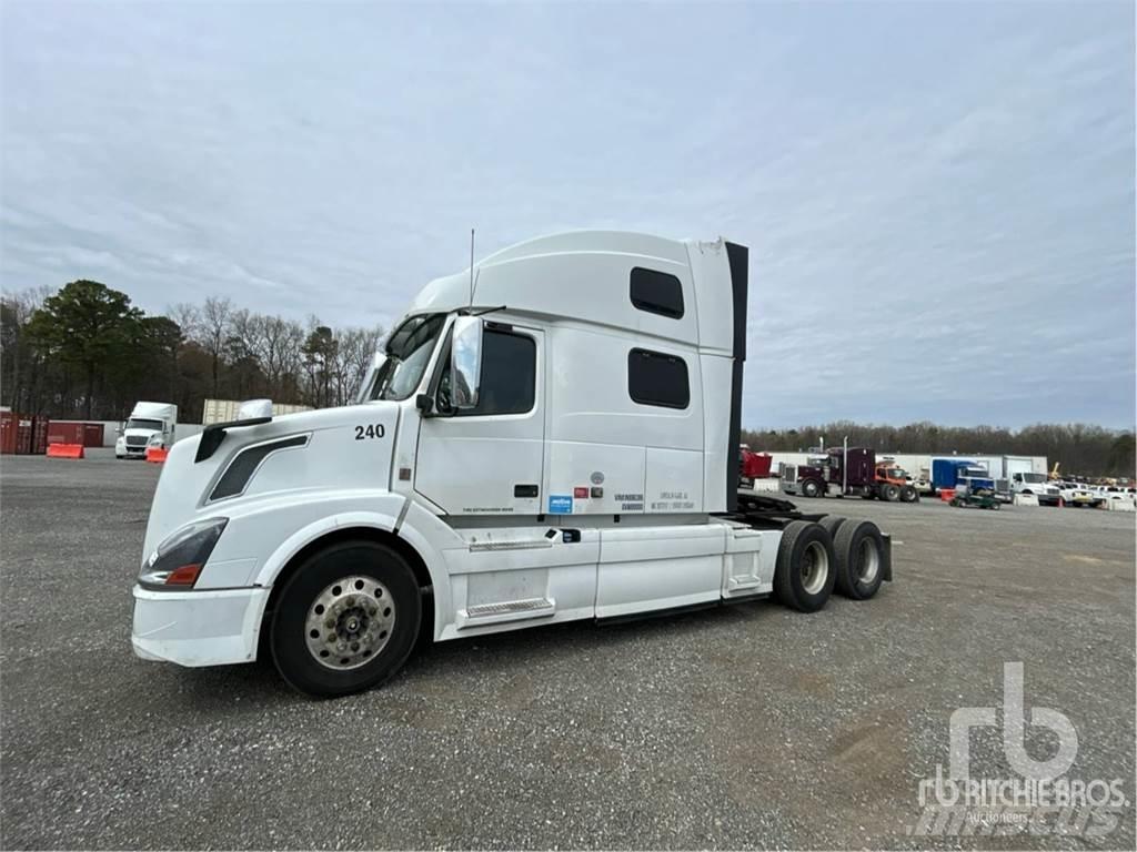 Volvo VNL 780 Prime Movers