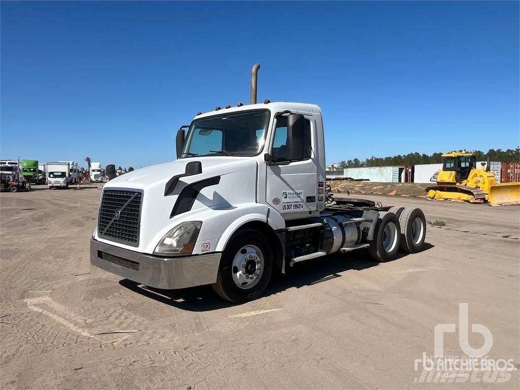 Volvo VNL300 Prime Movers
