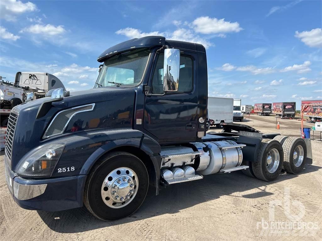 Volvo VNL300 Prime Movers