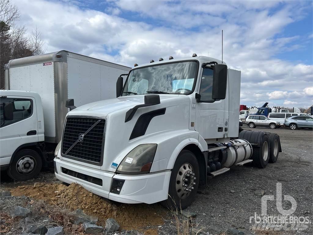 Volvo VNL300 Prime Movers
