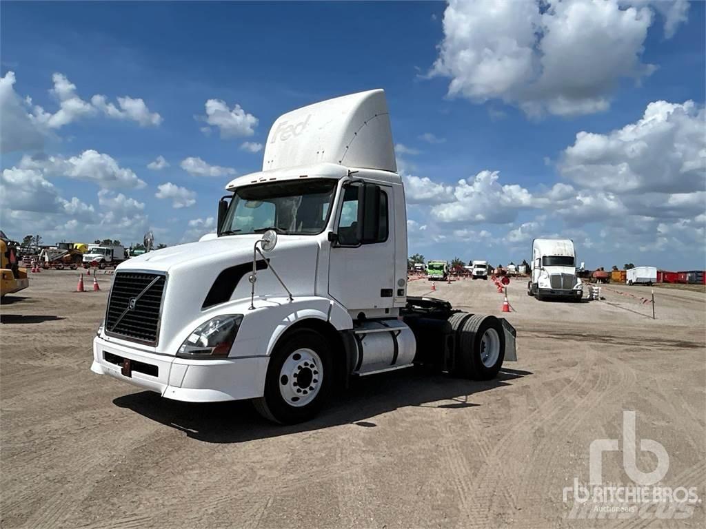 Volvo VNL300 Prime Movers