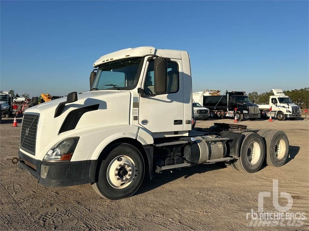 Volvo VNL300 Prime Movers