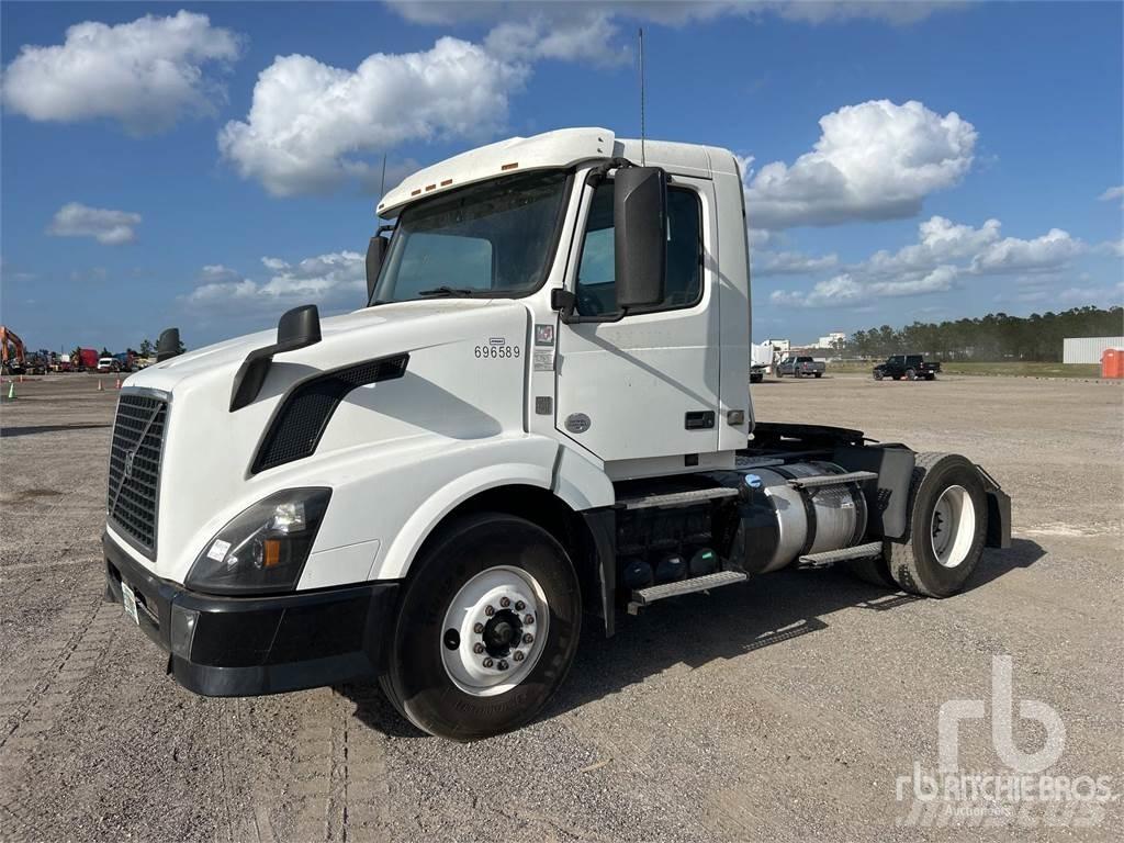 Volvo VNL300 Prime Movers