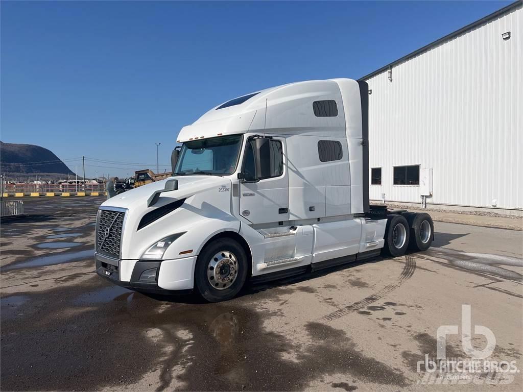 Volvo VNL64760 Prime Movers