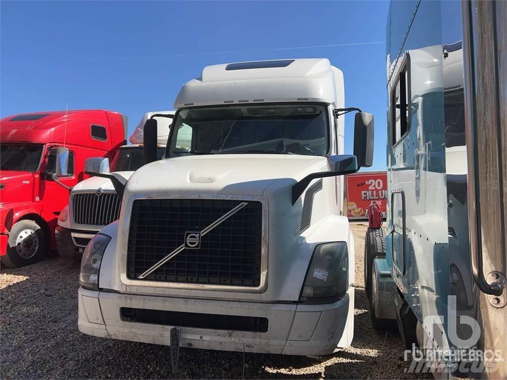 Volvo VNL670 Prime Movers