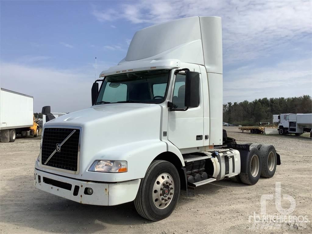 Volvo VNM Prime Movers