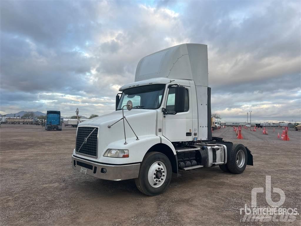 Volvo VNM Prime Movers