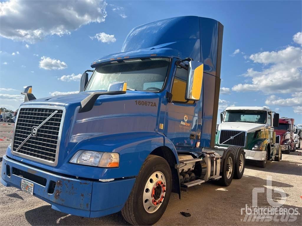 Volvo VNM200 Prime Movers