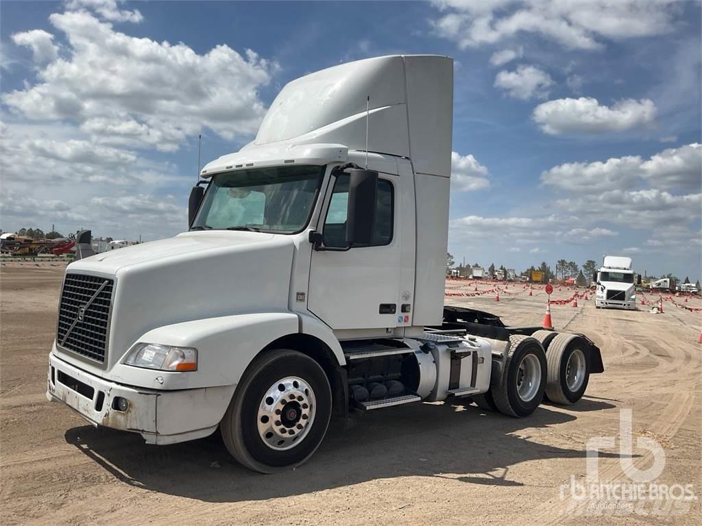 Volvo VNM200 Prime Movers