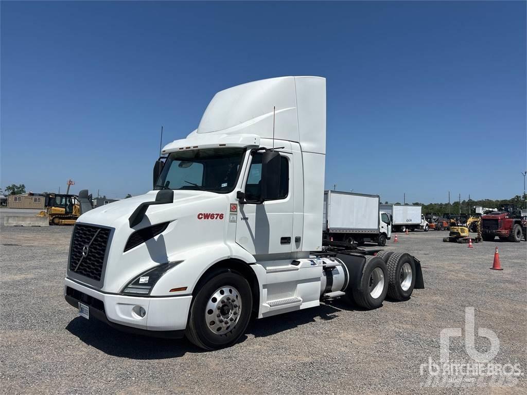 Volvo VNR64300 Prime Movers