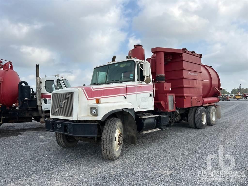 Volvo WG64F Commercial vehicle