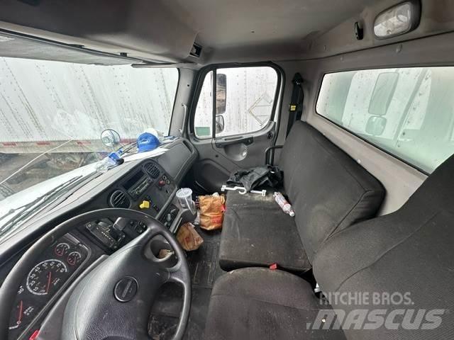 Freightliner M2 Box trucks