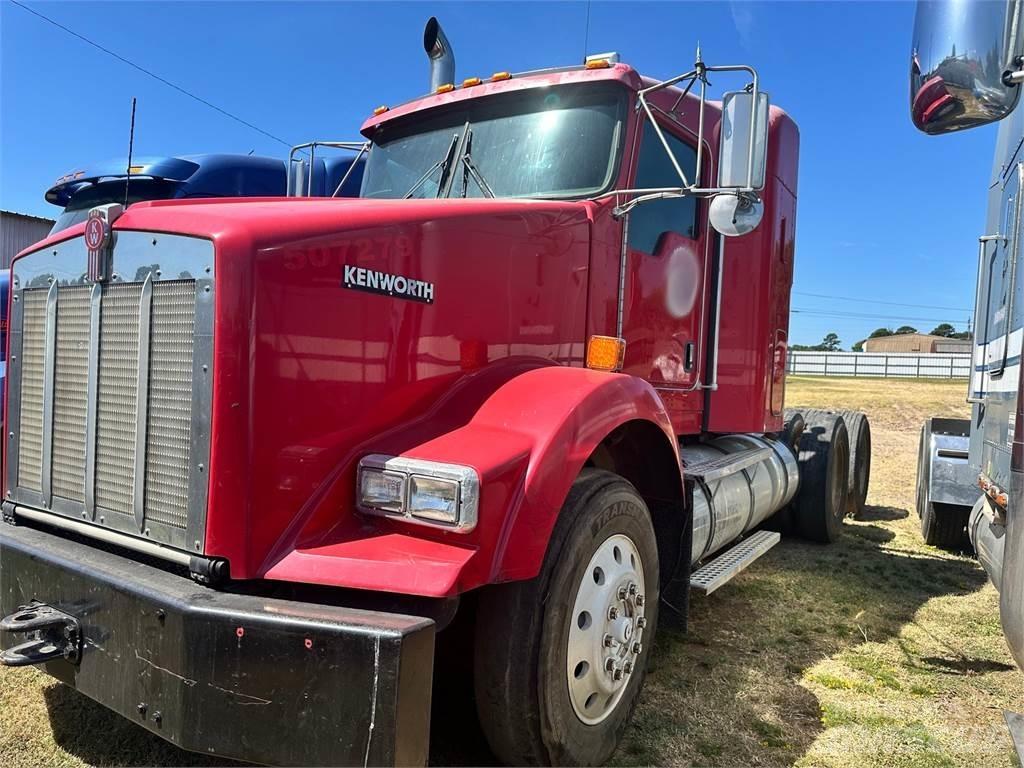 Kenworth T800 Prime Movers