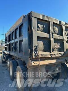 Mack CT713 Tipper trucks