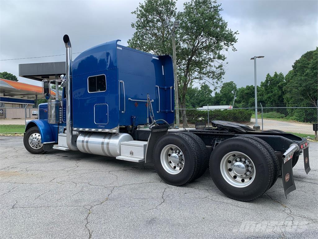 Peterbilt 389 Prime Movers