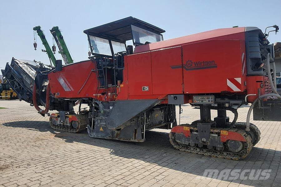 Wirtgen W 250 Asphalt cold milling machines