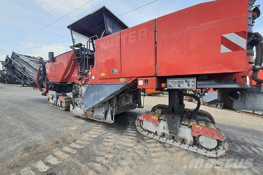 Wirtgen W 250 Asphalt cold milling machines