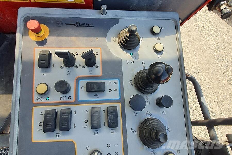 Wirtgen W 250 Asphalt cold milling machines