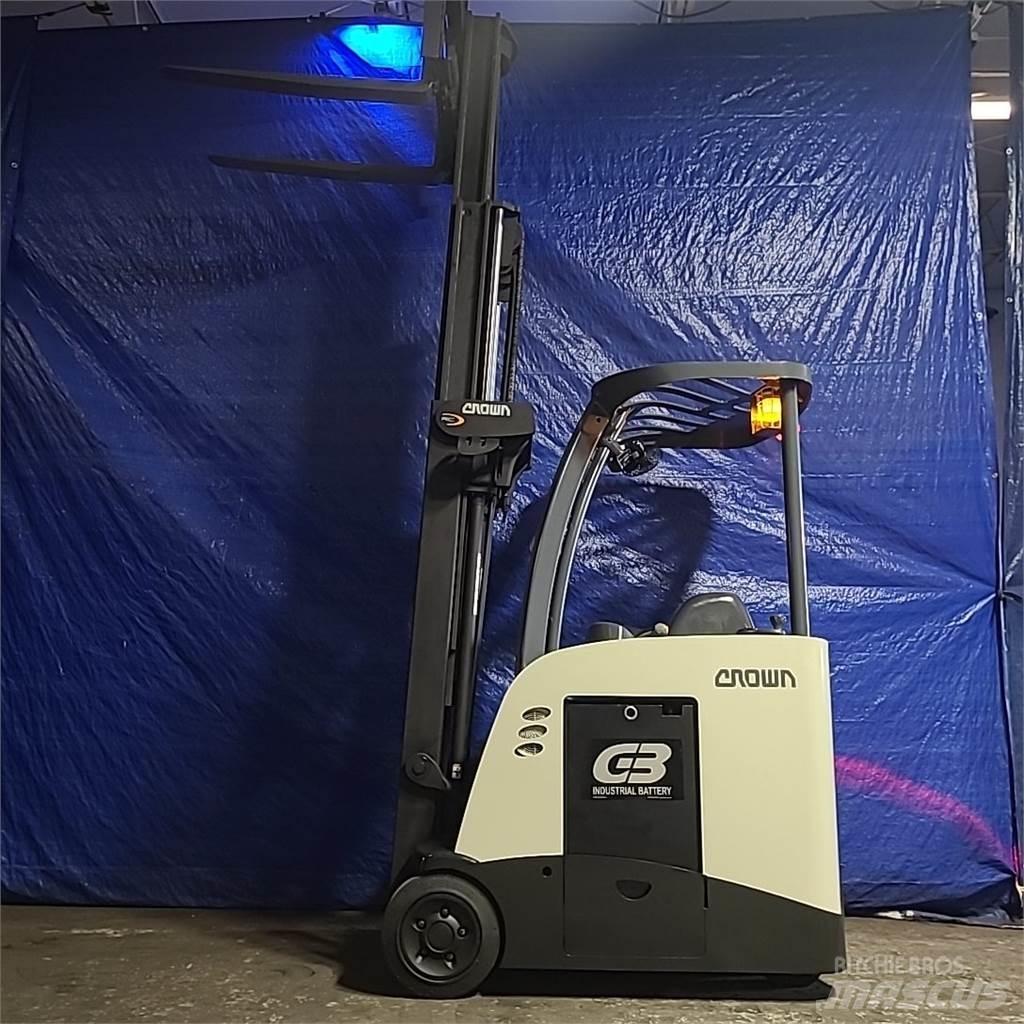 Crown RC5535-30 Electric forklift trucks