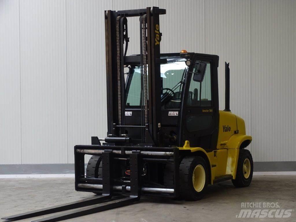 Yale GDP70VX Diesel trucks