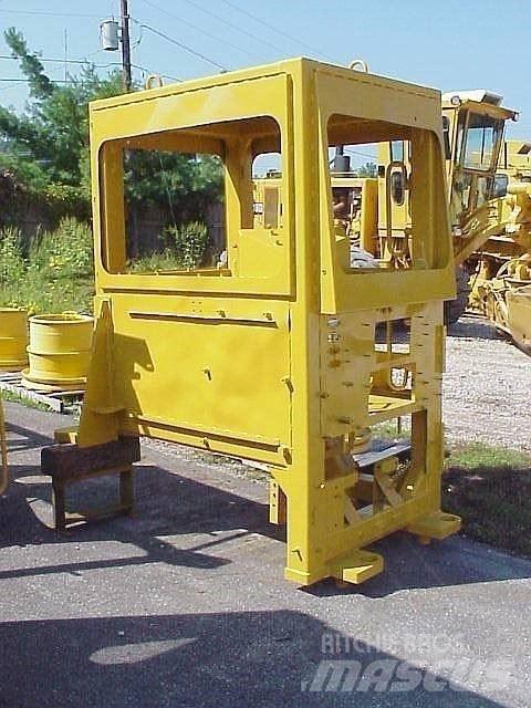 CAT  Cabins and interior