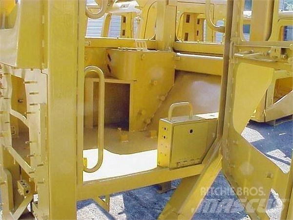 CAT  Cabins and interior