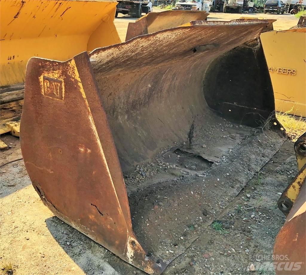 CAT  962G Buckets