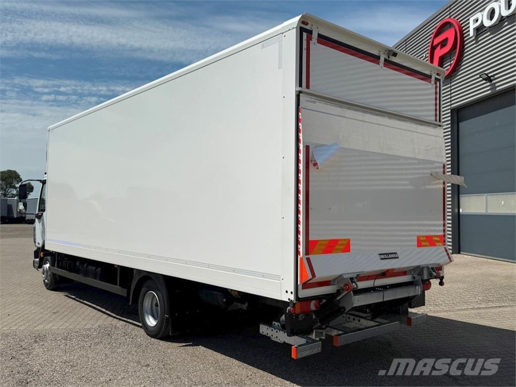 DAF XB230 med lift Box trucks