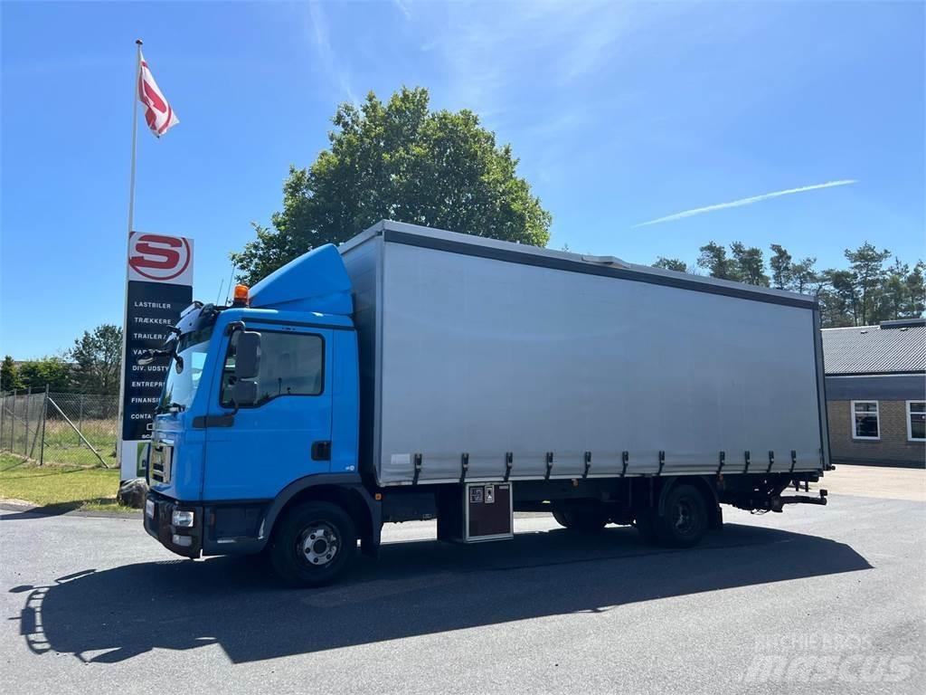 MAN TGL 12-220 BL Curtain sider trucks