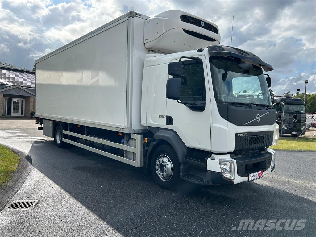 Volvo FL 250 16 ton Temperature controlled trucks