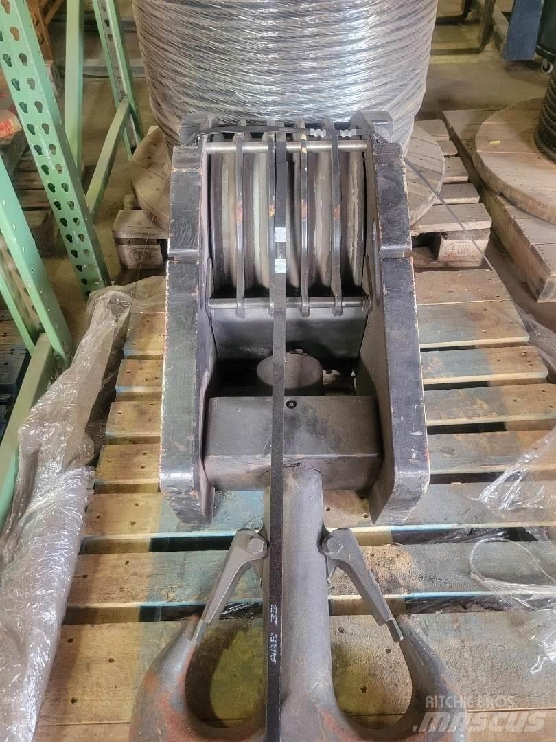 Liebherr  Crane parts and equipment