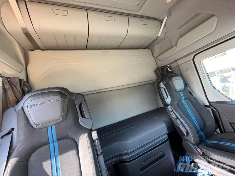 Ford F-MAX Prime Movers