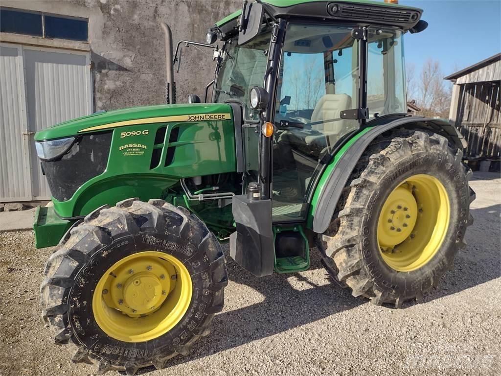 John Deere 5090 G Tractors