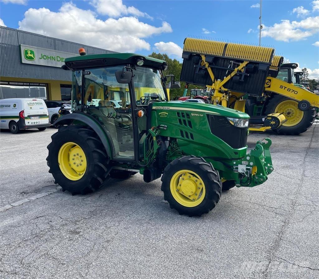 John Deere 5090 GF Tractors