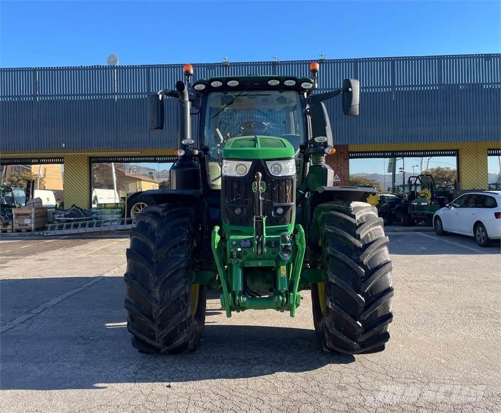 John Deere 6250 R Tractors
