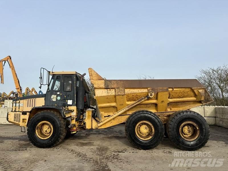 Bell B25C Articulated Haulers